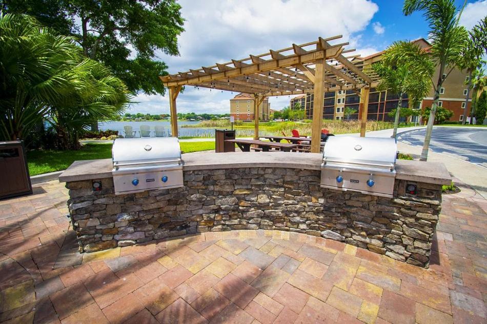 Stunning Condo Near Universal Studios Williamsburg Ngoại thất bức ảnh