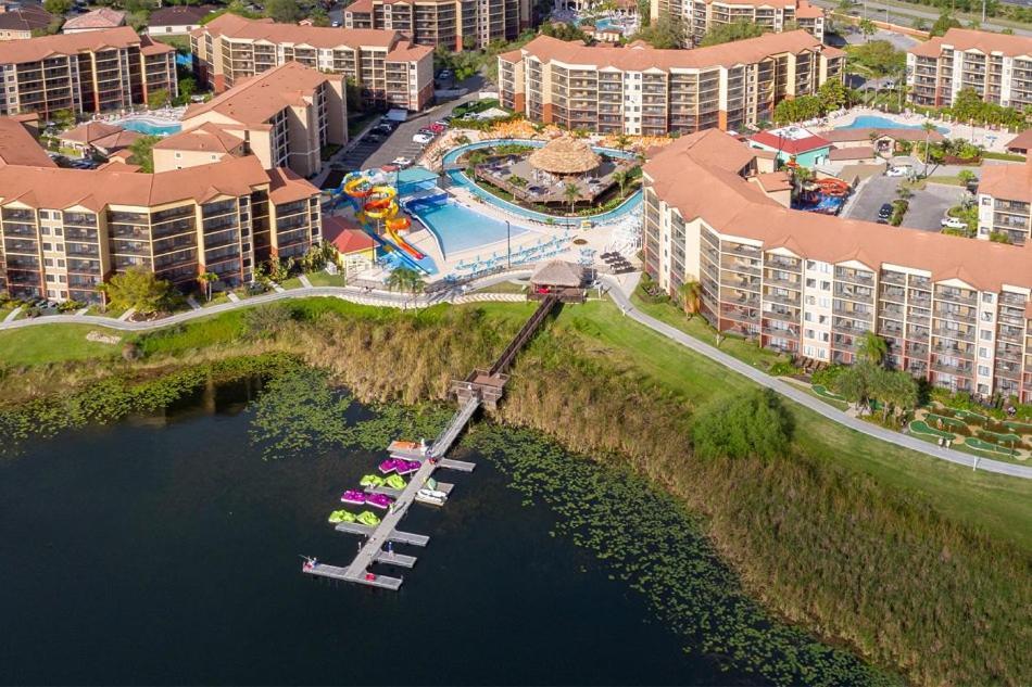 Stunning Condo Near Universal Studios Williamsburg Ngoại thất bức ảnh